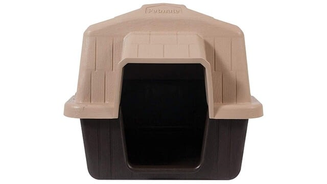 Insulated dog houses